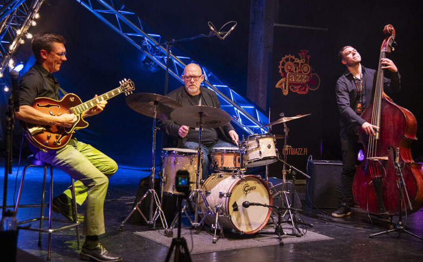 Jam Session w/ Mathias Sandberg trio + Poetry Night