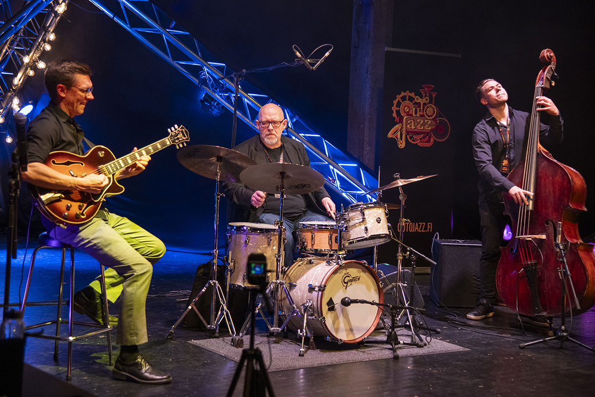 Jam Session w/ Mathias Sandberg trio + Poetry Night